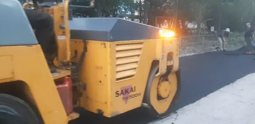 jasa aspal hotmix cipayung