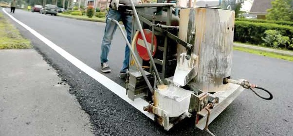 pengecatan marka jalan