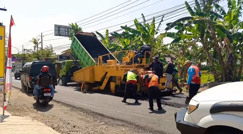 kontraktor aspal hotmix pademangan